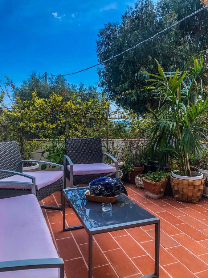 Apartamento La Casa Di Vasco Bussana Vecchia San Remo Exterior foto