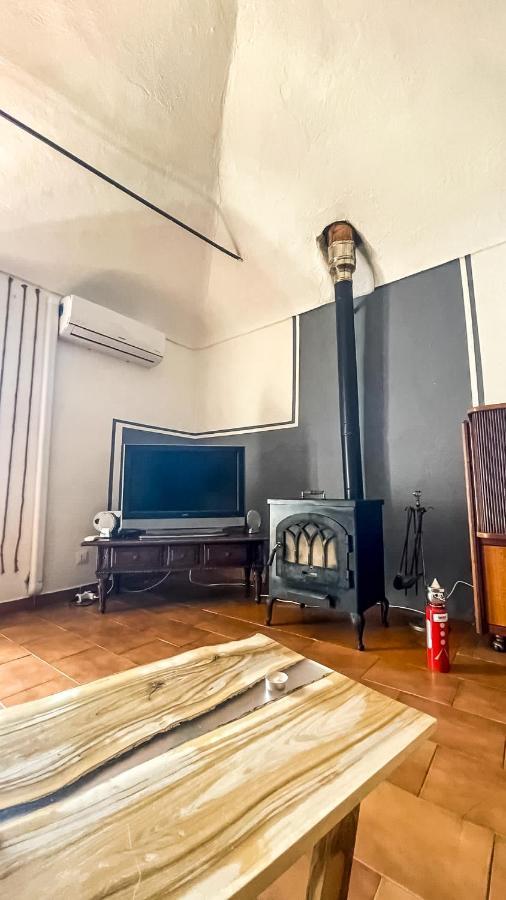 Apartamento La Casa Di Vasco Bussana Vecchia San Remo Exterior foto